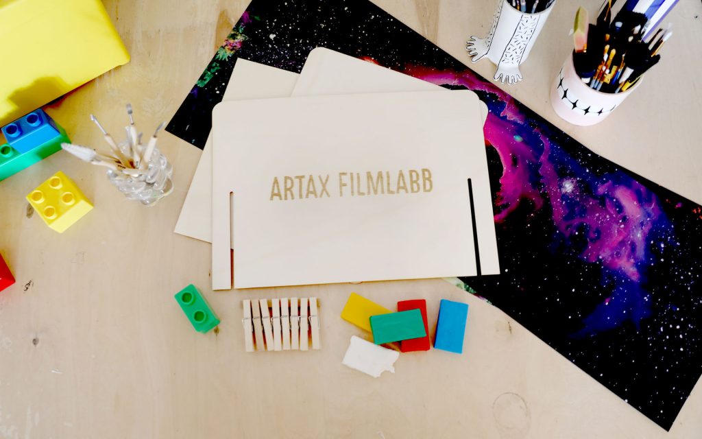 Filmriket inleder nu ett samarbete med Artax Filmlabb